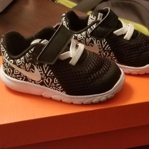 Toddler Girl Nike 5c